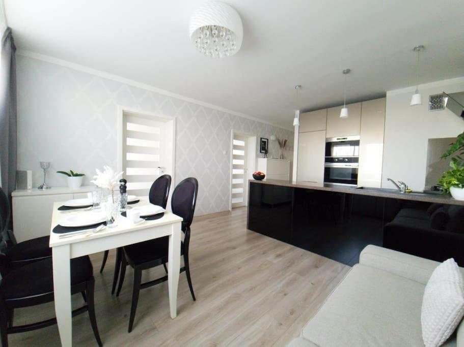 克拉科夫Uroczy, Jasny Apartament Oraz Bezplatny Parking!公寓 外观 照片